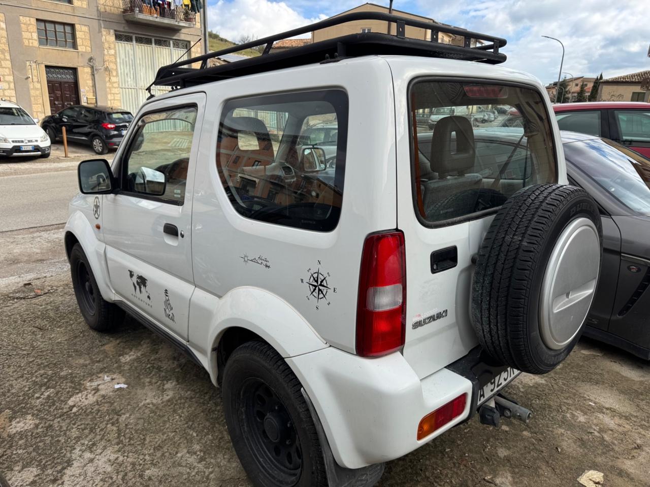 Suzuki Jimny 1.3i 4WD Gancio Traino Solo 85000 km