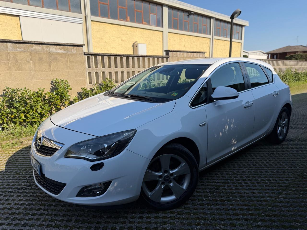 Opel Astra 2.0 CDTI 160CV 5 porte aut. Cosmo S