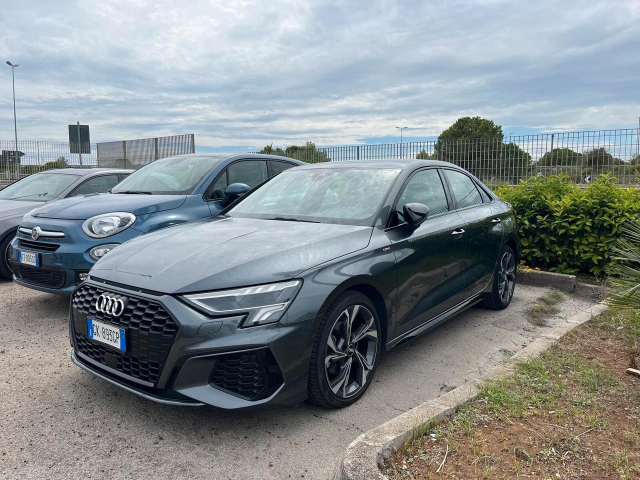 Audi A3 Sedan 35 TDI S tronic S line edition