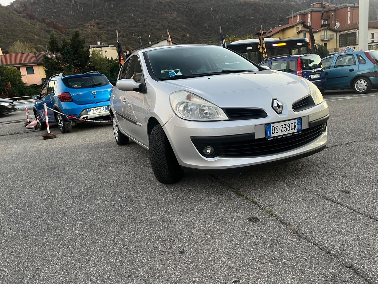 Renault Clio 1.2 16V 5 porte