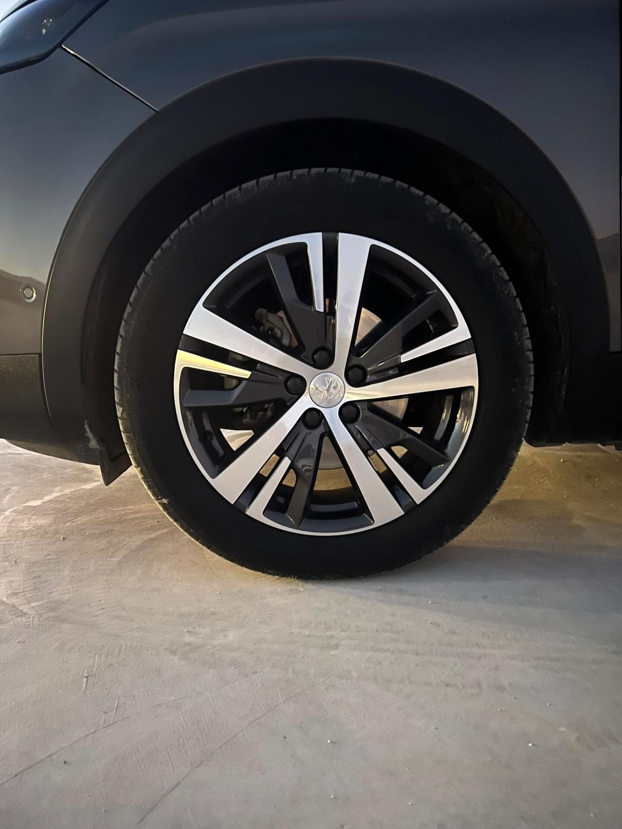 Peugeot 3008 BlueHDi 180 S&S EAT8 GT