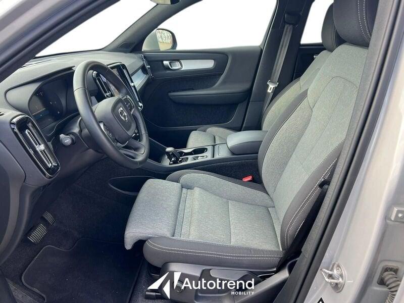 Volvo XC40 B3 163+14 CV Automatico LED Core
