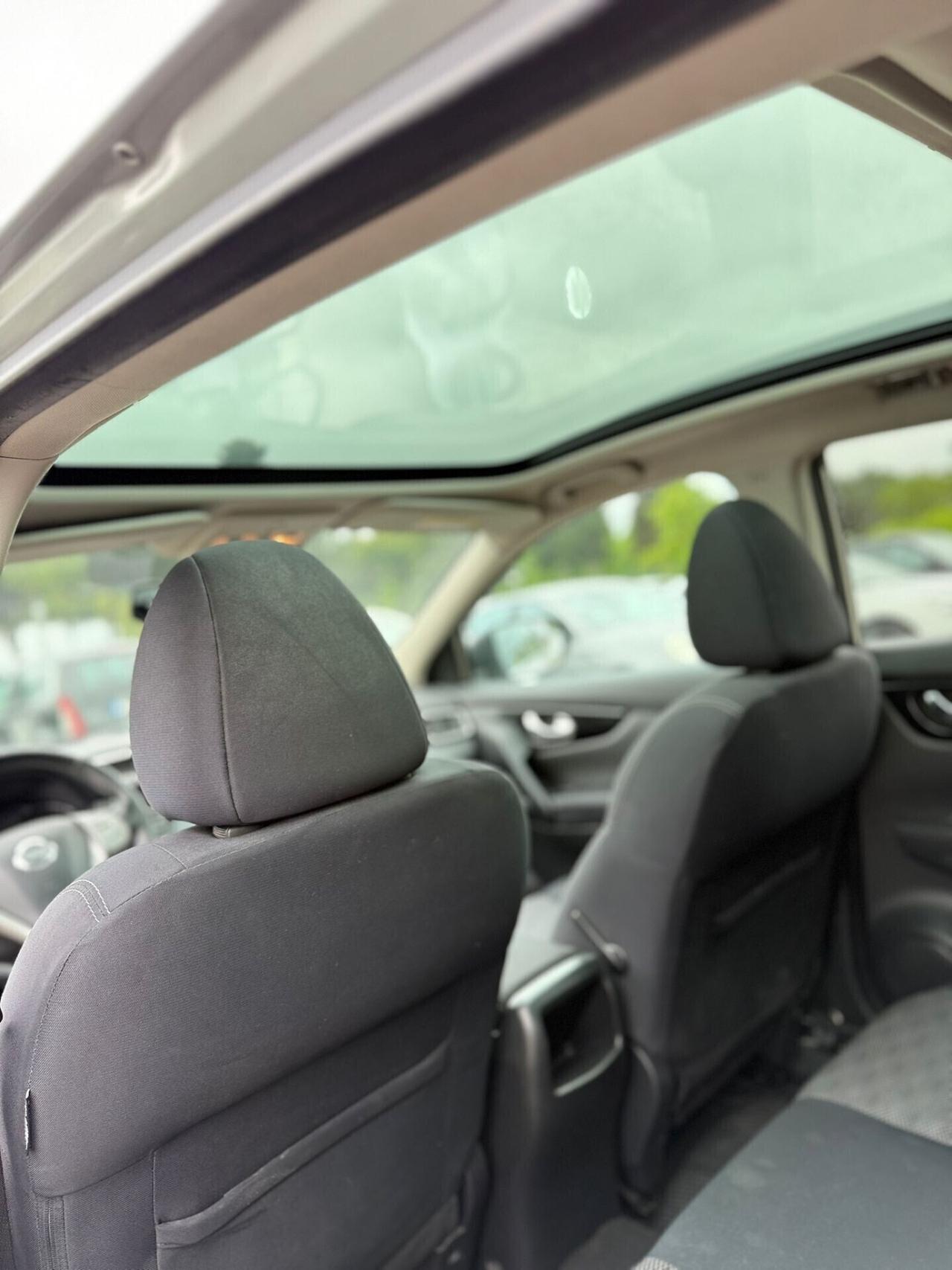 Nissan Qashqai 1.5 dCi DPF Tekna