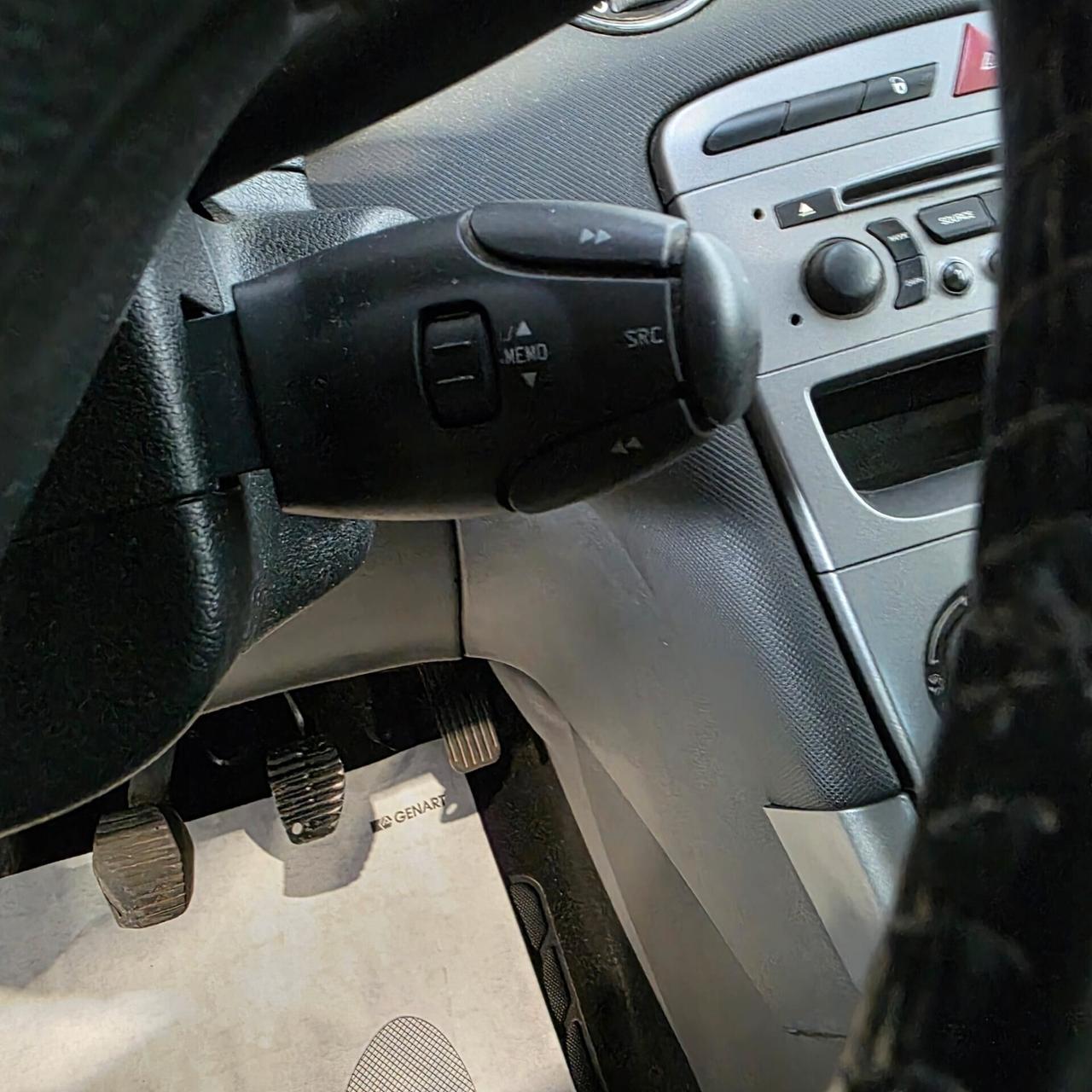 Peugeot 308 1.6 HDi NEOPATENTATI