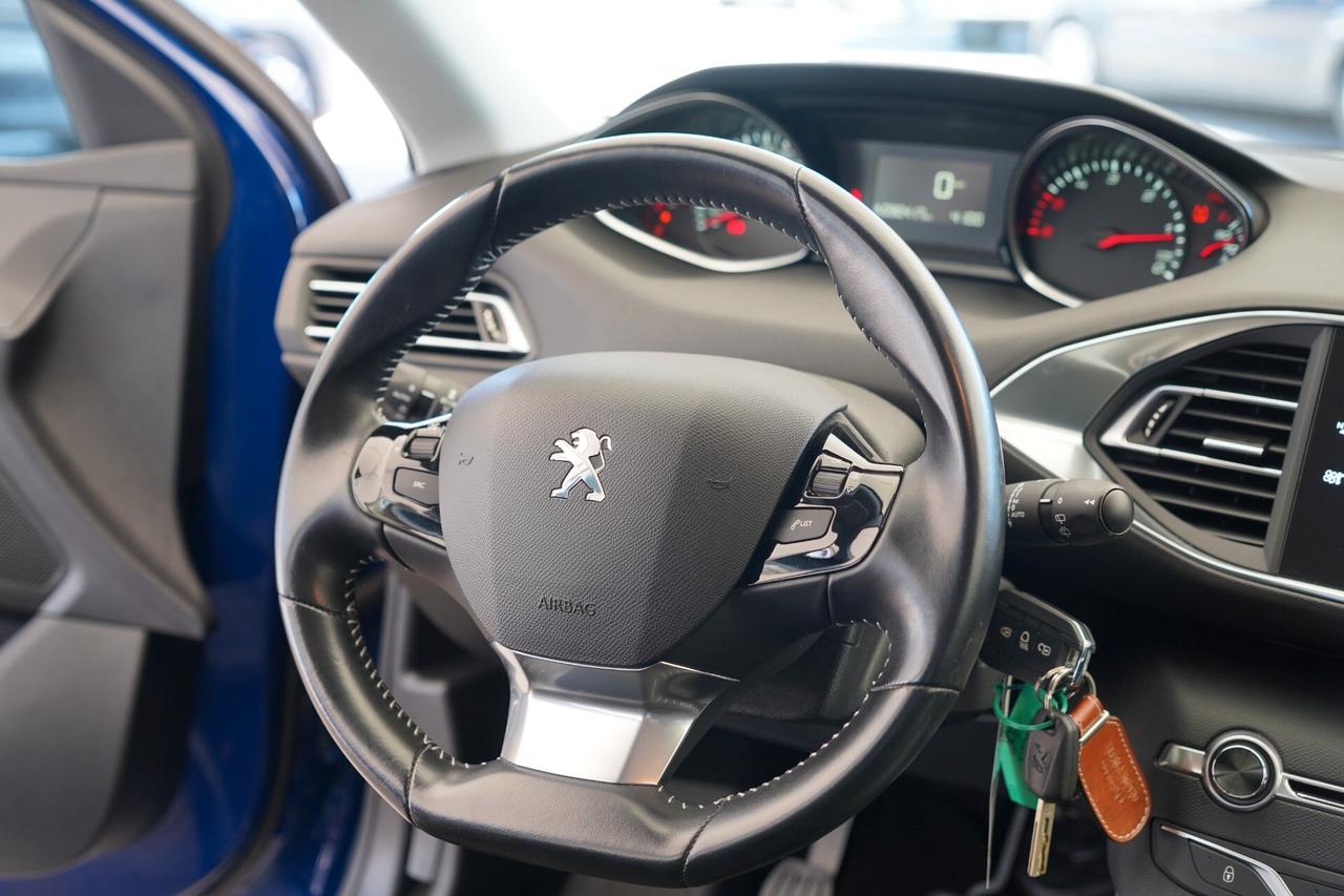Peugeot 308 BlueHDi 120 Allure - 2017