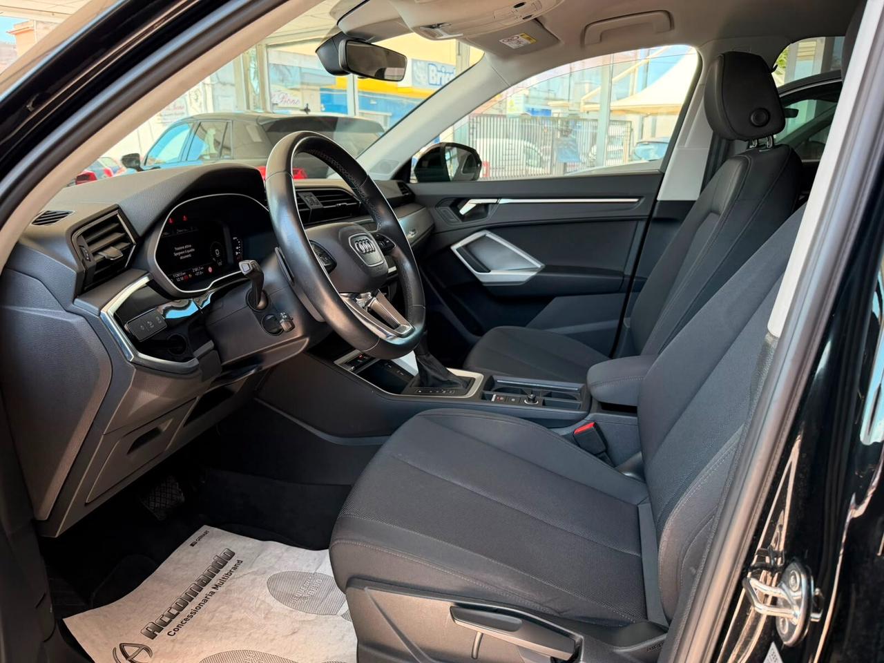 Audi Q3 35 TDI 150CV S-tronic Business Advanced