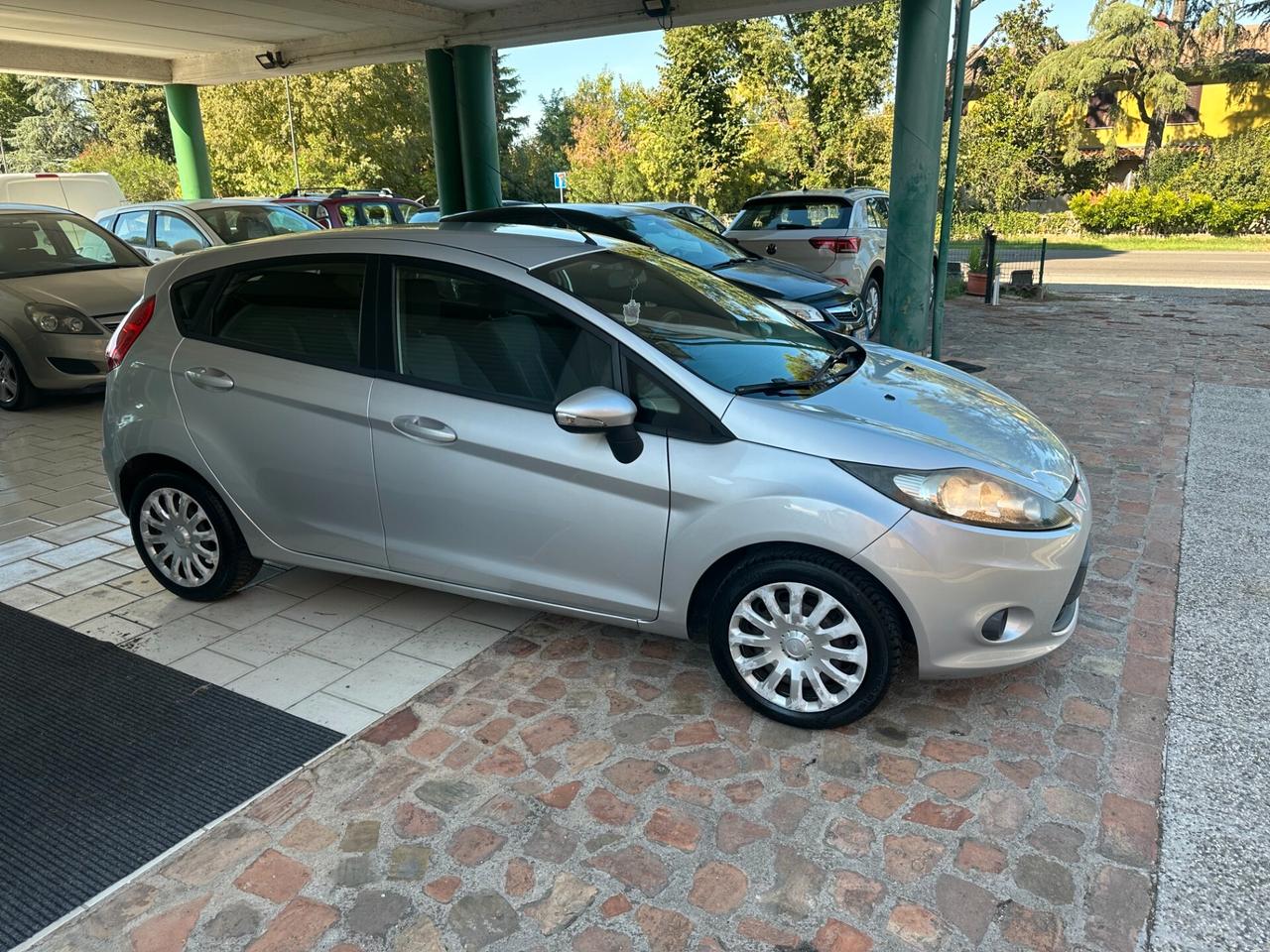 Ford Fiesta 1.4 GPL Neopatentati