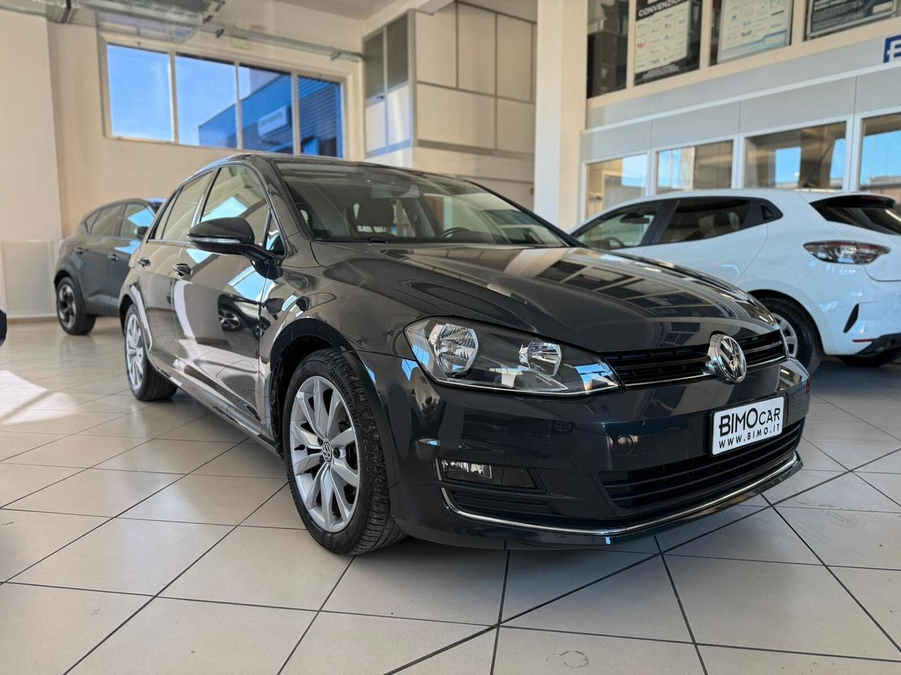 Volkswagen Golf 2.0 TDI 5p. Highline BlueMotion Technology