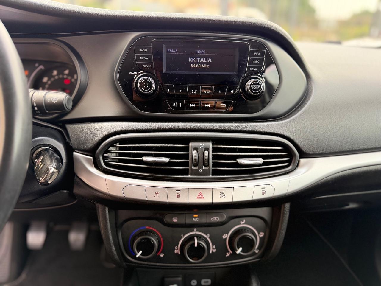 Fiat Tipo 1.4 T-Jet 120CV GPL 5 porte Easy