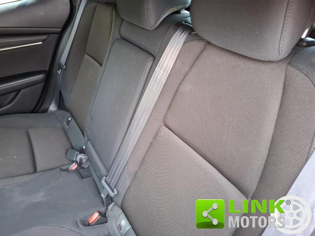 MAZDA 3 2.0L Skyactiv-G M-Hybrid Exceed