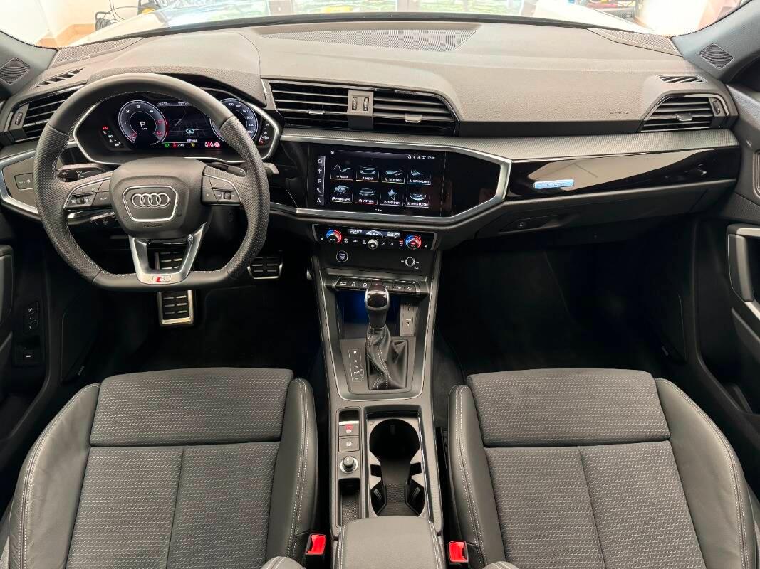 Audi Q3 Sportback Sportback 40TDI 200cv S Line-NARDO-Matrix-Dynamic