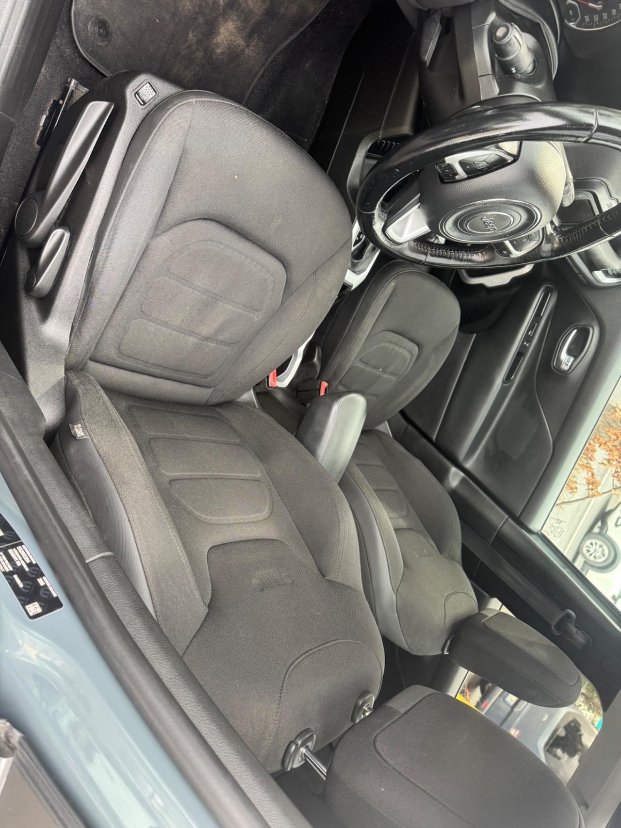 Jeep Renegade 1.6 Mjt 120 CV neopaten garanzia 12 mesi
