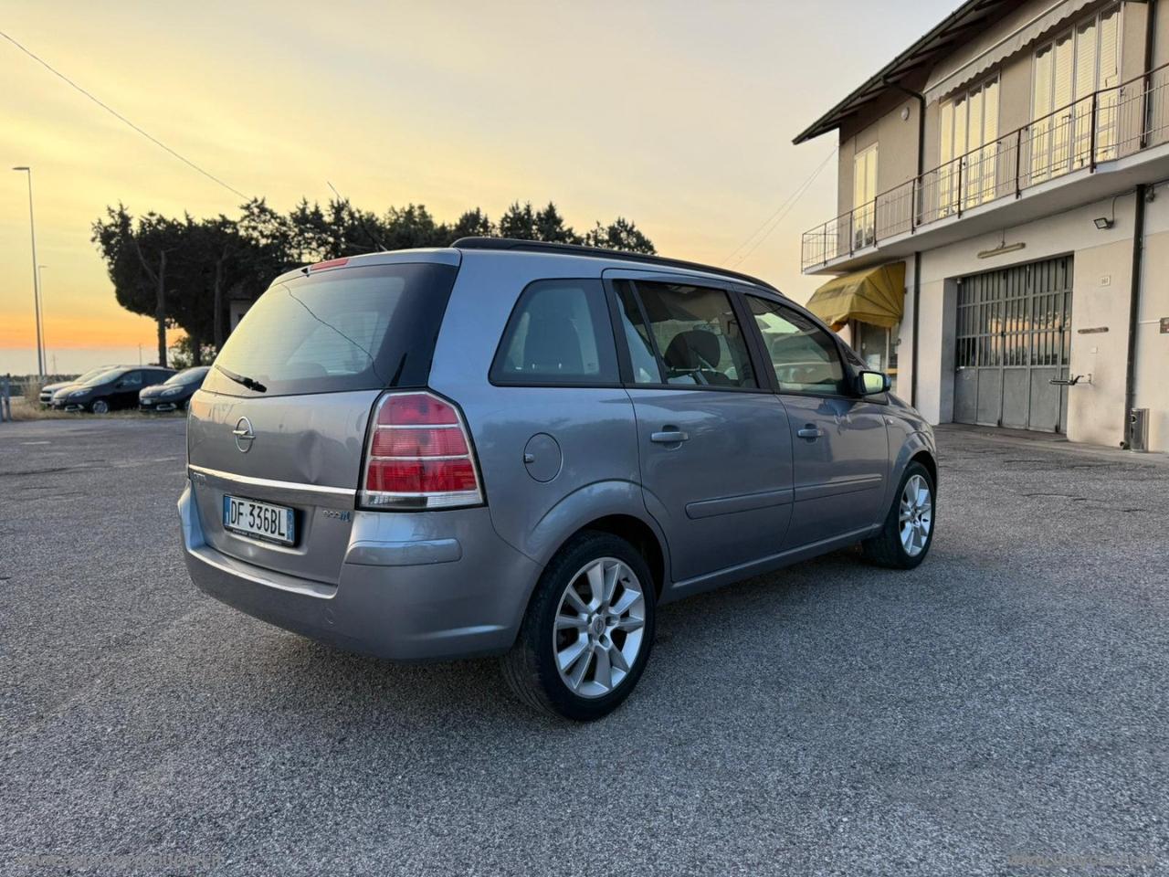 OPEL Zafira 1.6 ecoM 94 CV Cosmo
