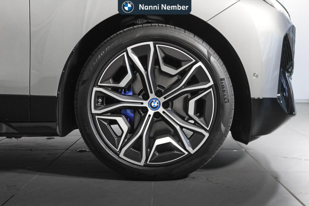 BMW iX 40 pacchetto sportivo xDrive