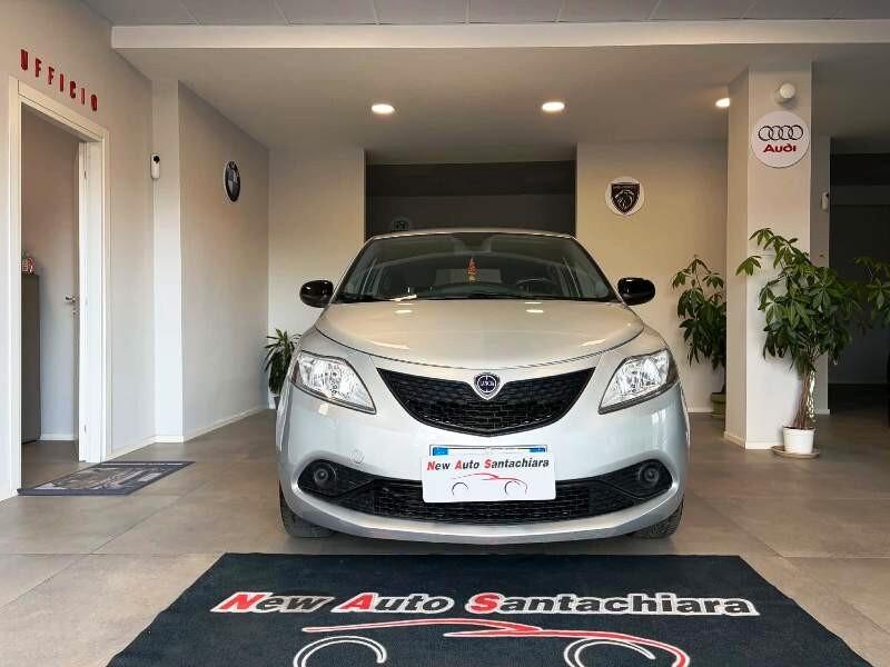 Lancia Ypsilon 1.2 69 CV Gold