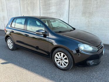 Volkswagen Golf 1.6 TDI 105cv 5p NEOPATENTATI