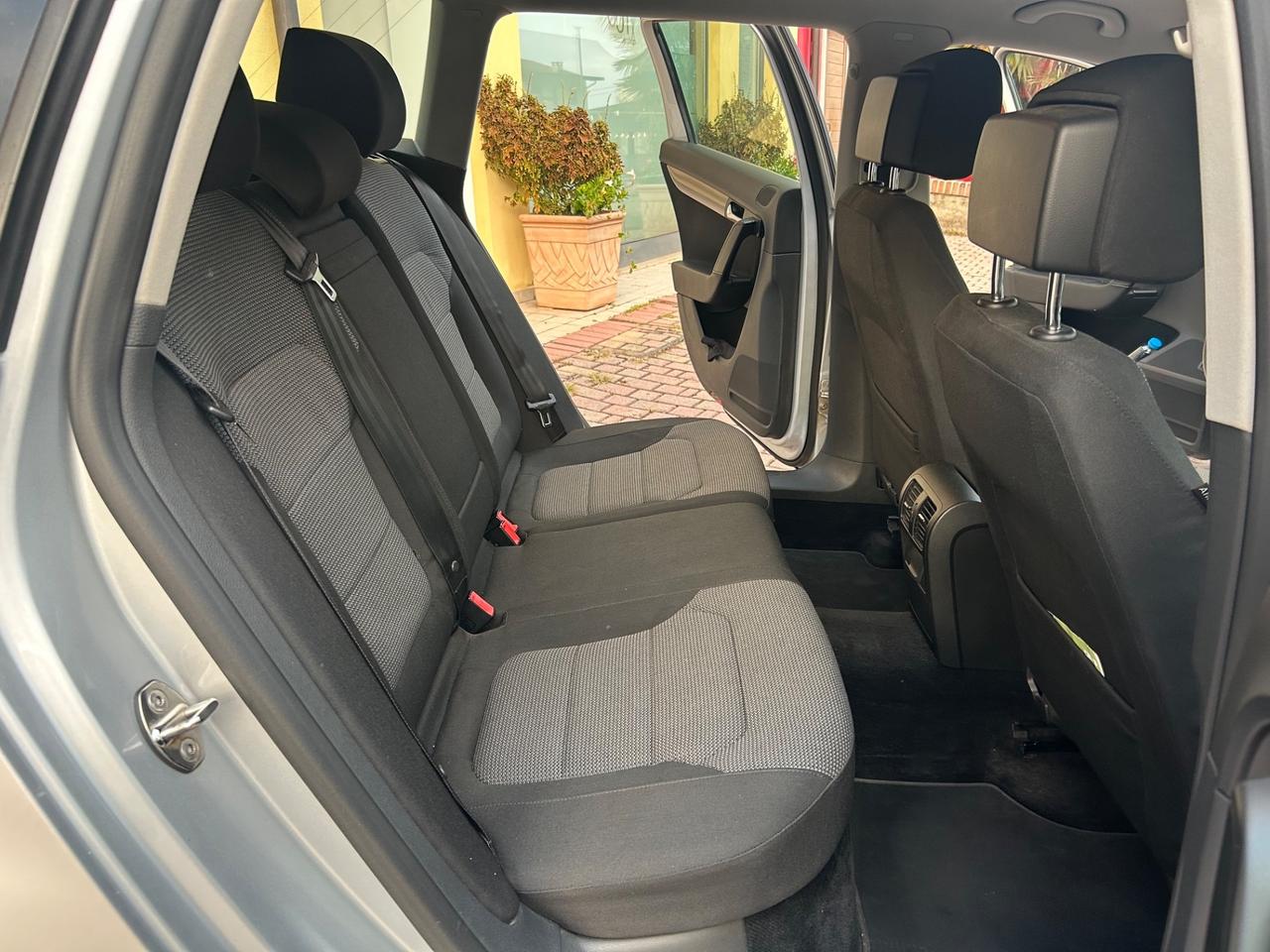 Volkswagen Passat SW 2.0 TDI 103KW 2011