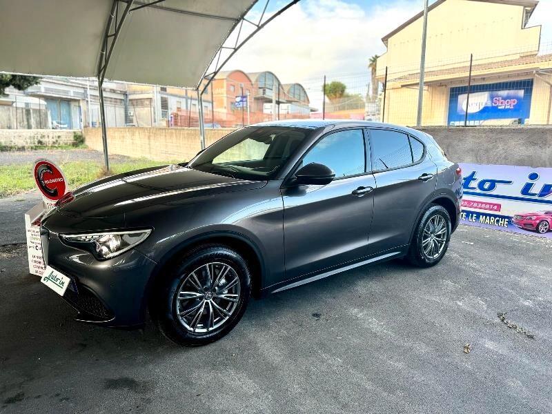 Alfa Romeo Stelvio 2.2 Turbodiesel 160 CV AT8 RWD Sport-Tech