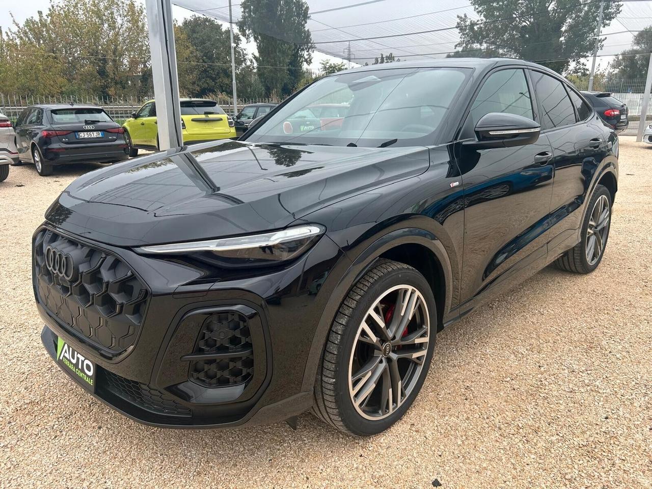 Audi Q5 Total Black TDI 204cv mHEV S tronic quattro S line IVA ESPOSTA NO VINCOLI
