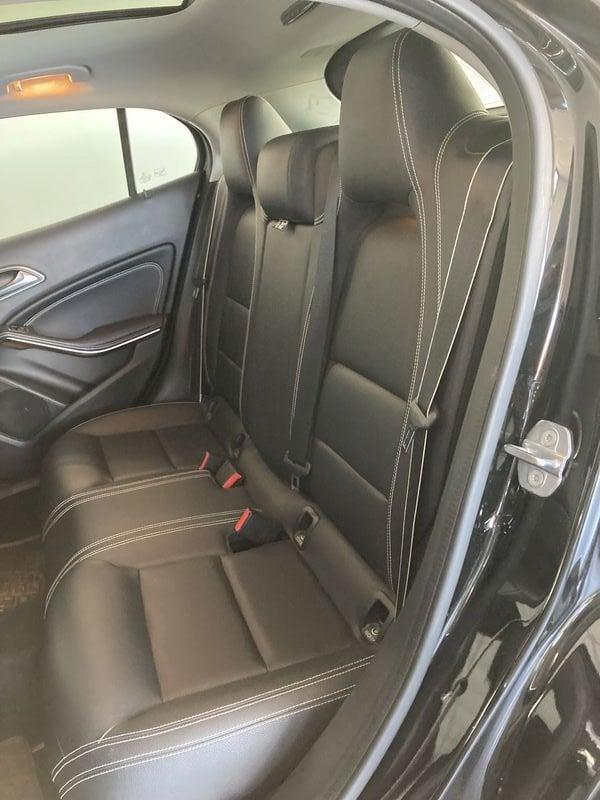 Mercedes-Benz GLA 200 d Automatic 4MATIC Premium