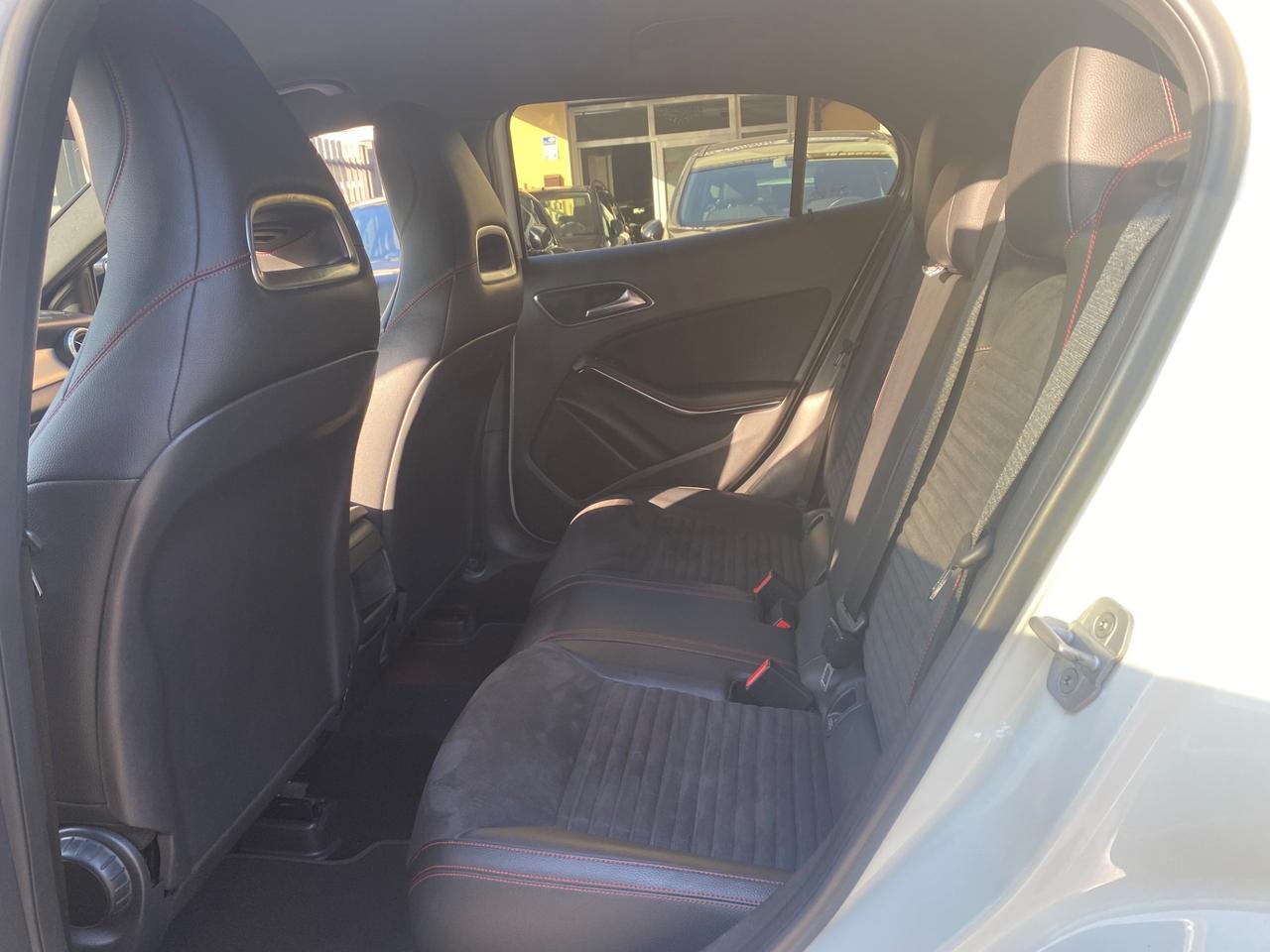 Mercedes-benz GLA 200 CDI Automatic Premium