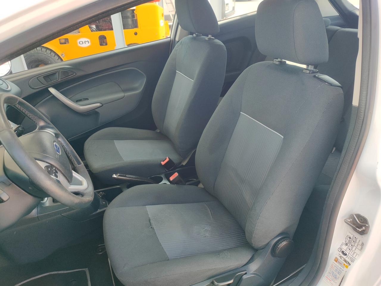 Ford Fiesta Fiesta+ 1.4 TDCi 70CV 3 porte EURO 5 NEOPATENTATI