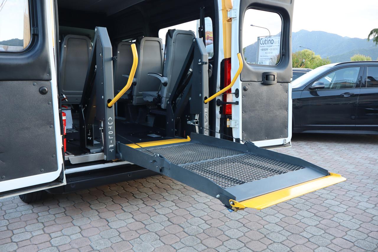 Peugeot Boxer 2.2 Bluehdi 140 Cv - Trasporto Disabili - Sollevatore Elettrico doppio braccio