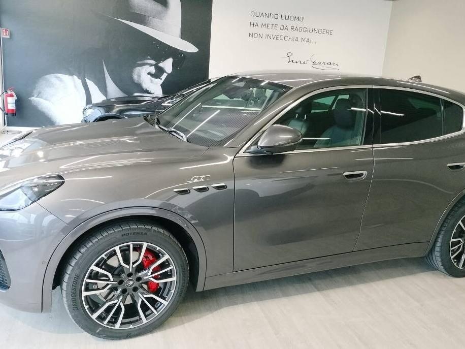 Maserati Grecale 2.0 mhev GT 300cv auto