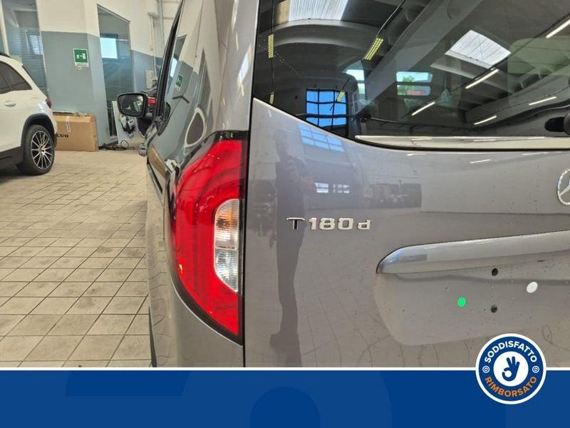 Mercedes-Benz Classe T 180 d AT