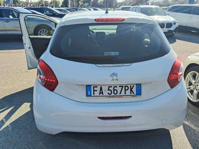 PEUGEOT 208 208 5p 1.4 hdi 8v Active 5 p targa FA567PK