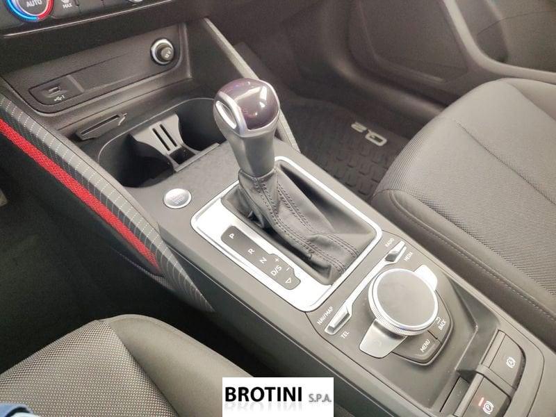 Audi Q2 1.5 35 TFSI BUSINESS ADVANCED S TRONIC