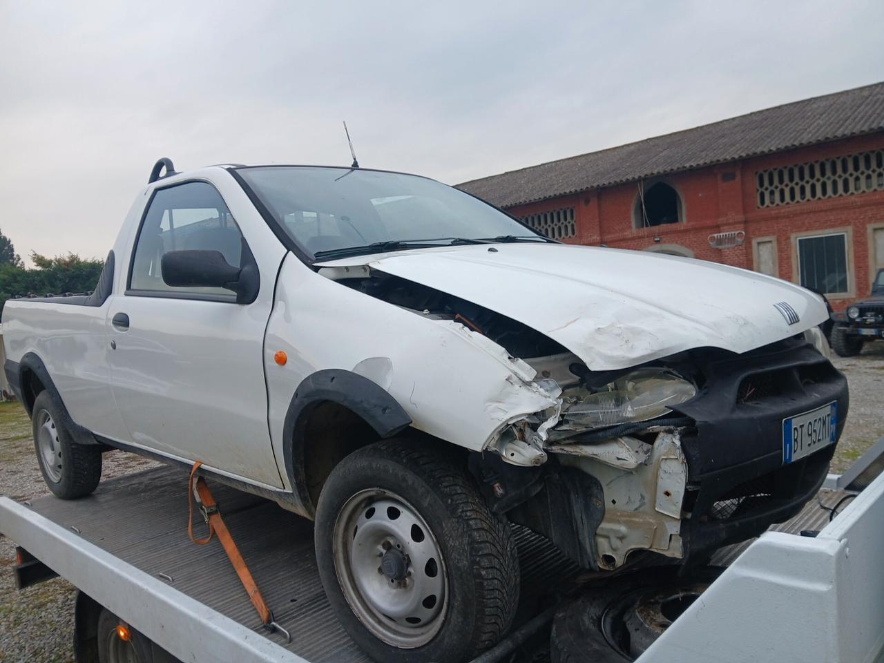 Fiat Strada 1.9 diesel Pick-up