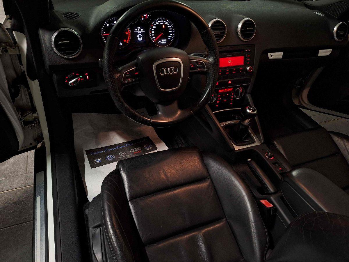 AUDI A3 Cabrio 1.6 TDI Ambition - XENO - PELLE NERA - UNICO-PROPR -