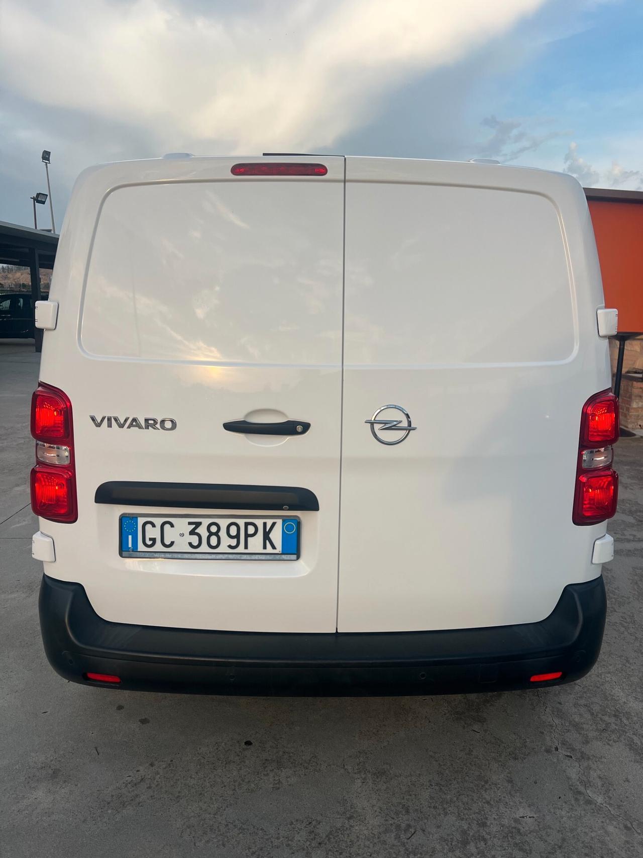 Opel Vivaro 1.5 120cv L2H1