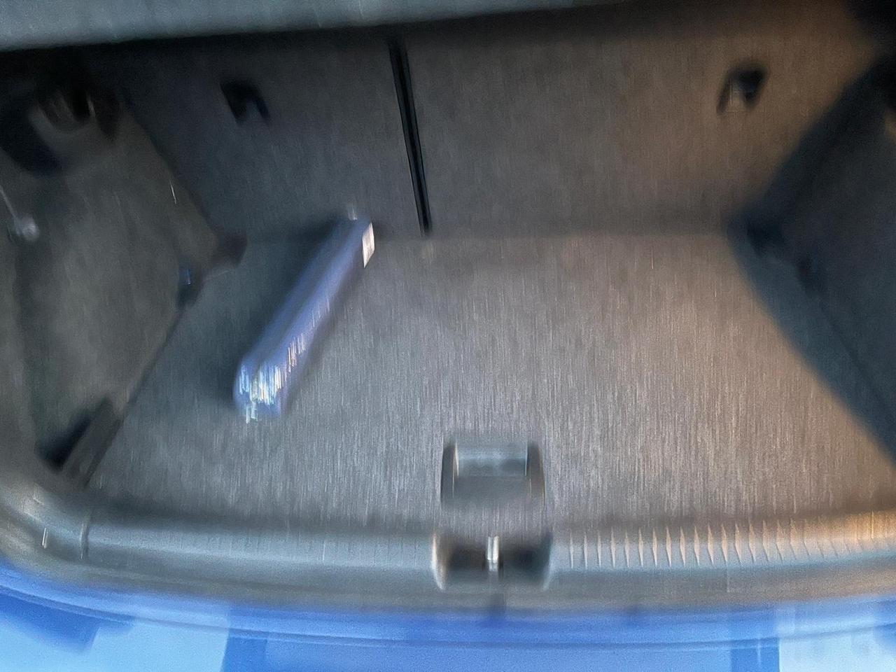 Volkswagen Polo 5P-1.0 tsi/dsg7-highline-t.apr-2021