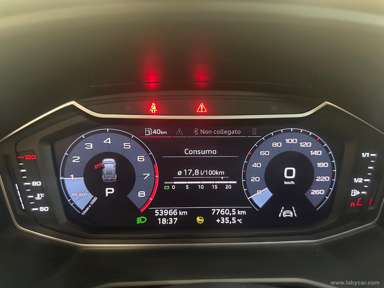 AUDI A1 citycarver 30 TFSI S tr. Id. Contrast