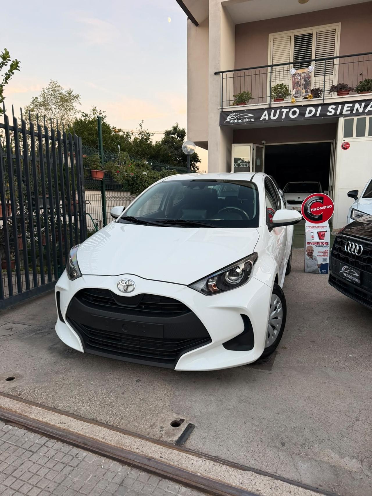 Toyota Yaris 1.0 benzina