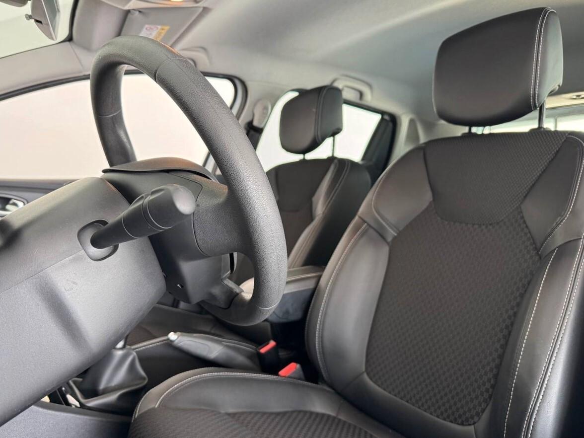 Renault Clio IV 1.5 DCI ECO 75 MOSCHINO ZEN IVA Esposta