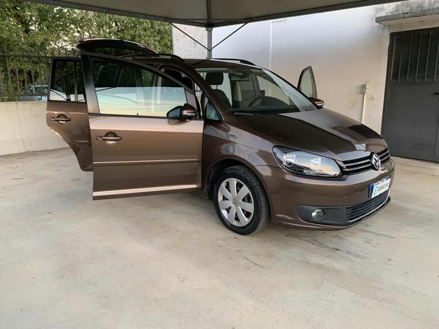 VOLKSWAGEN Touran 1.6 TDI 7 POSTI CAMBIO AUTOMATICO