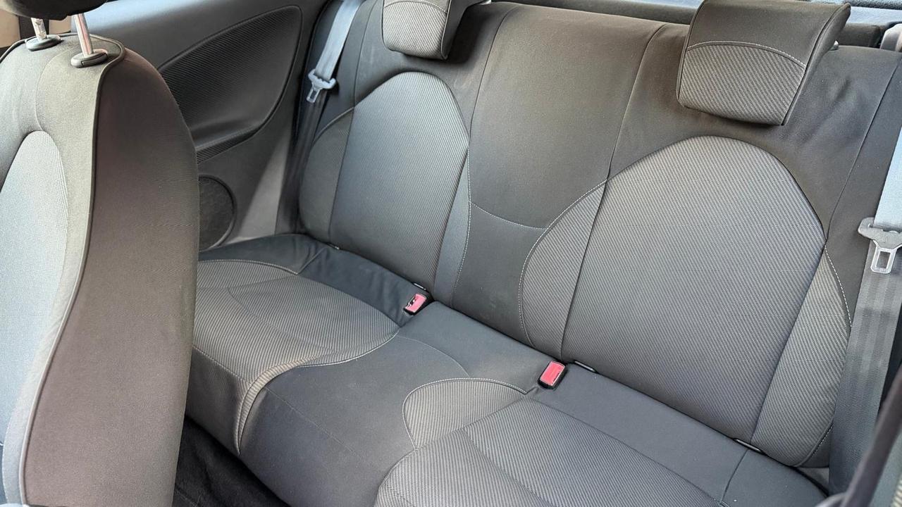 Alfa Romeo MiTo 1.6 JTDm 16V Distinctive Sport Pack