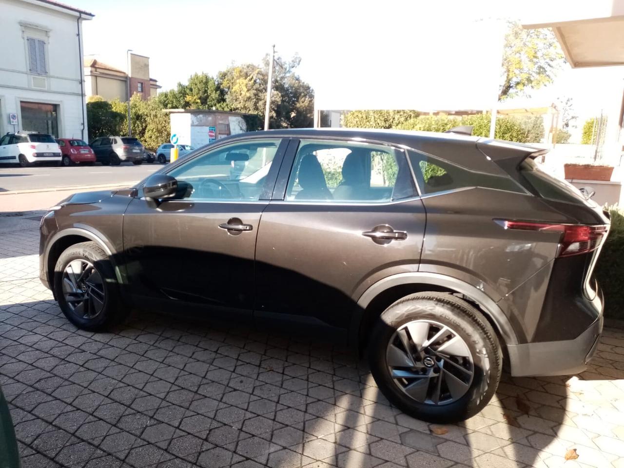 Nissan Qashqai MHEV 140 CV Acenta del 2022 pochi km Toscana Pisa