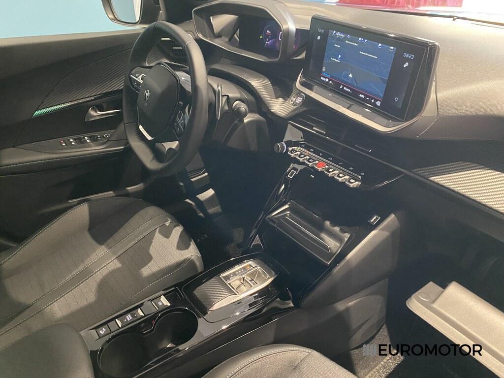 Peugeot 2008 1.5 BlueHDi Allure Pack EAT