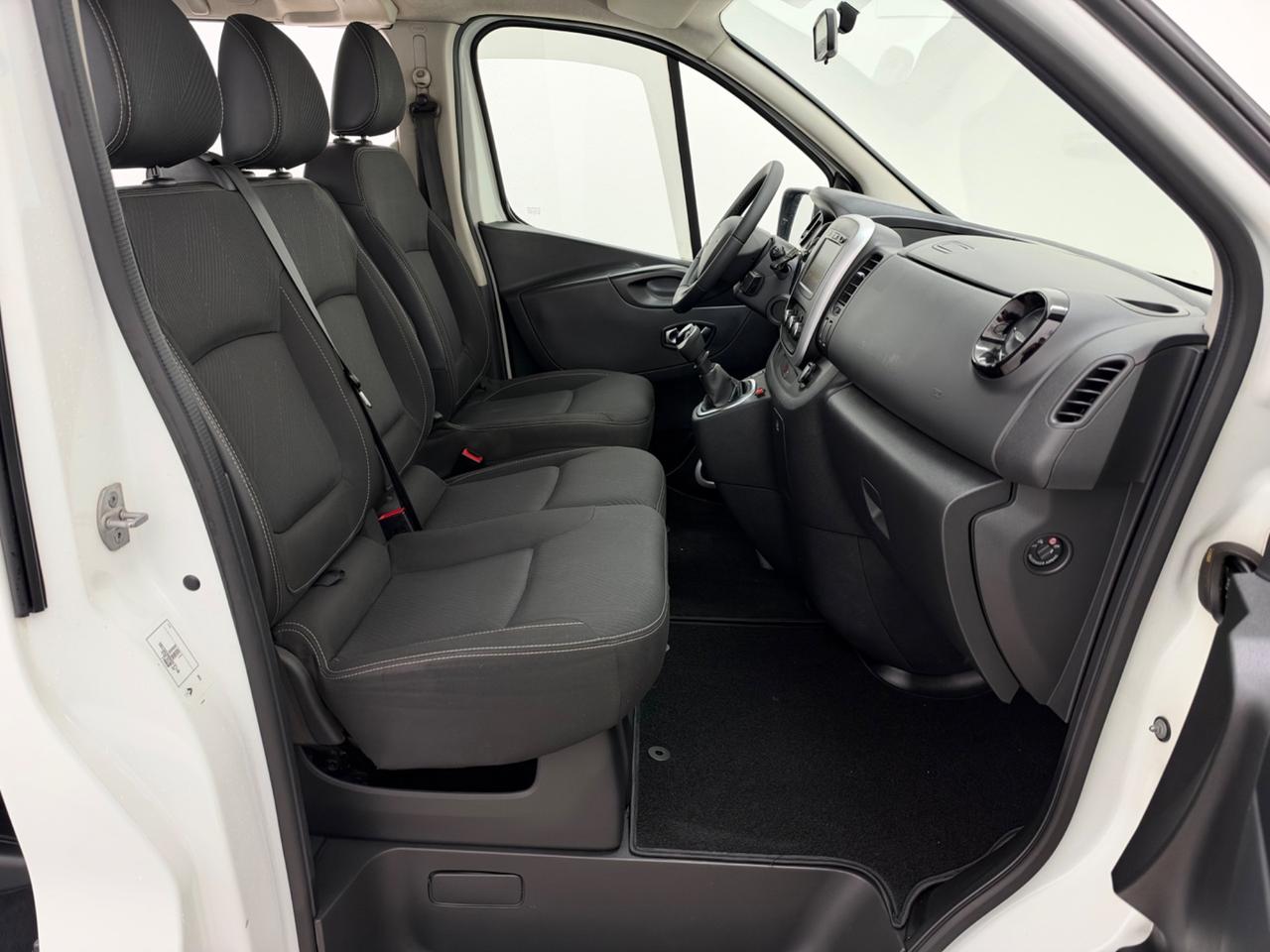 Renault Trafic 2.0 dCi 145CV 9Posti