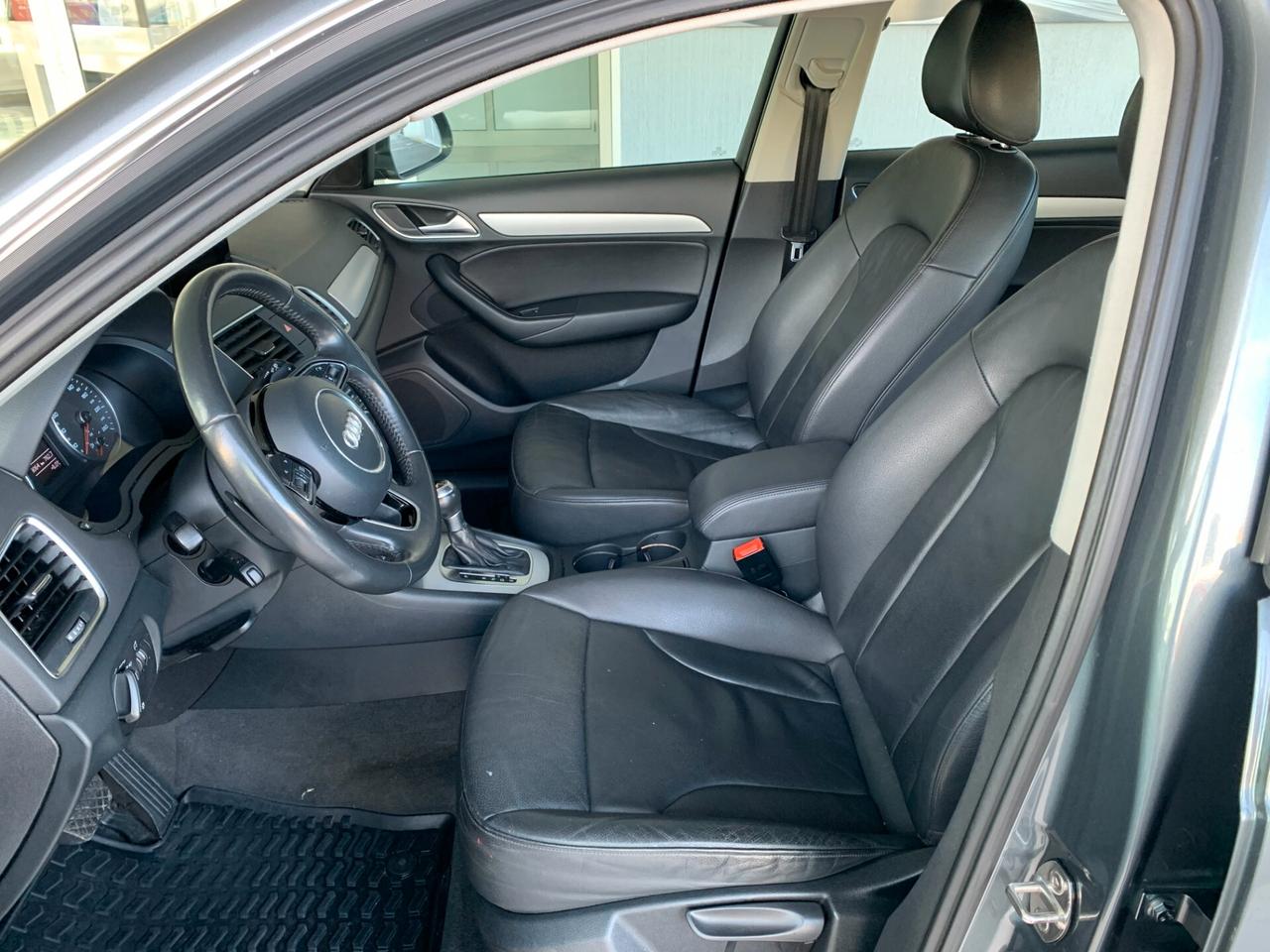 Audi Q3 2.0 TDI 120 CV S tronic Business