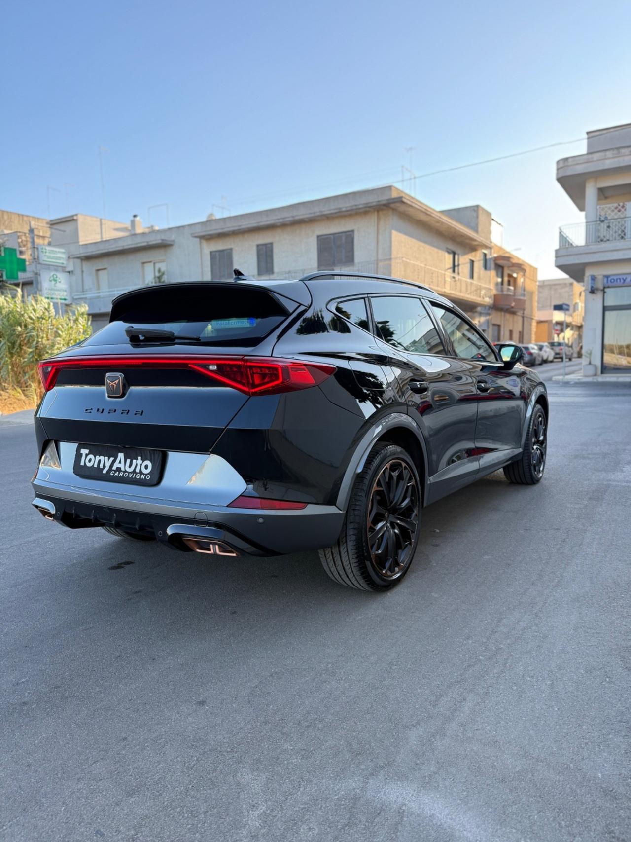 Cupra Formentor hybrid dsg LUCI SOFFUSE,TELECAMERA,VIRTUAL COCKPIT,NAVI,APPLE CARPLAY, FULL LED