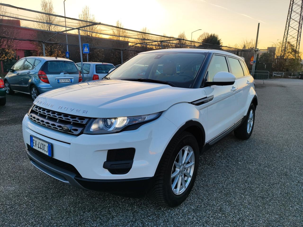 Land Rover Range Evoque 2.2 TD4 5p. Pure Automatica