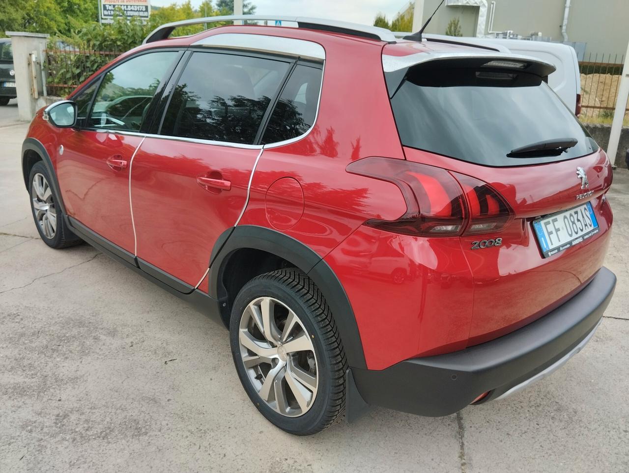 Peugeot 2008 BlueHDi 120 S&S Crossway