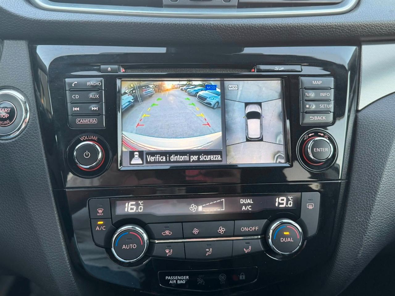 NISSAN QASHQAI N-CONNECTA 360^ + TETTO