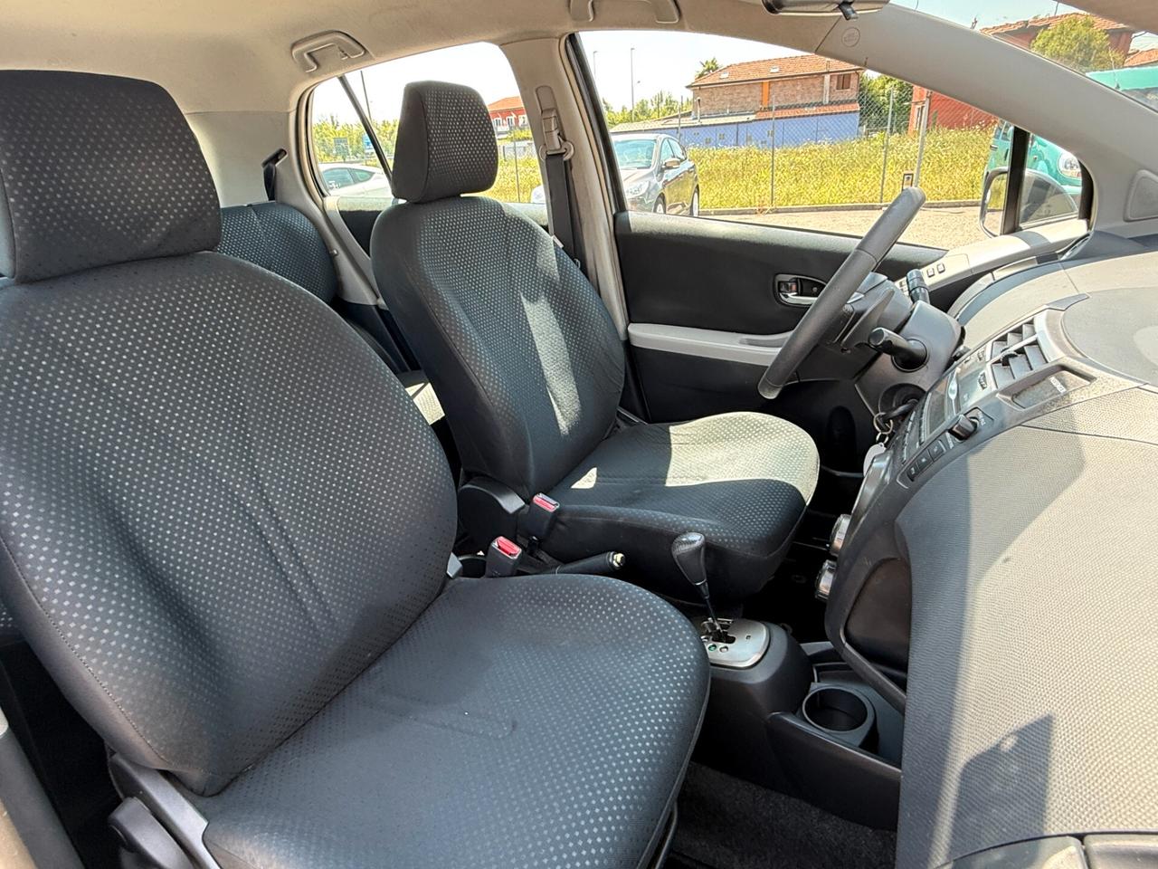 Toyota Yaris 1.3 5 porte M-MT Sol