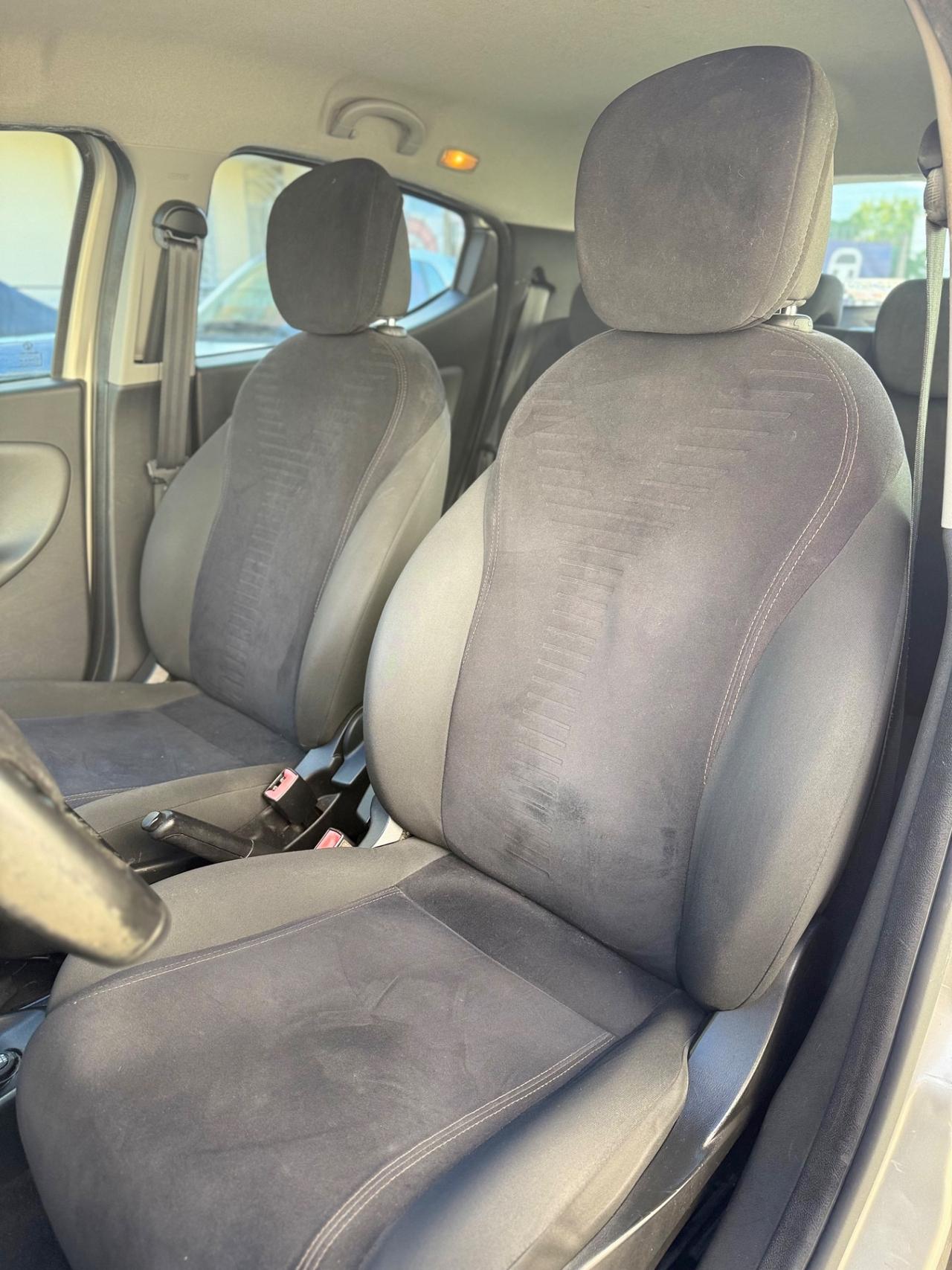 Lancia Ypsilon 1.2 Gpl 70 Cv